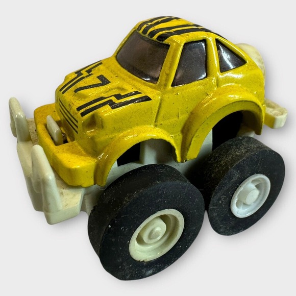 Vintage DIL Penny Racer 1988 Yellow Sports Car Pull Back Racers - Picture 1 of 6
